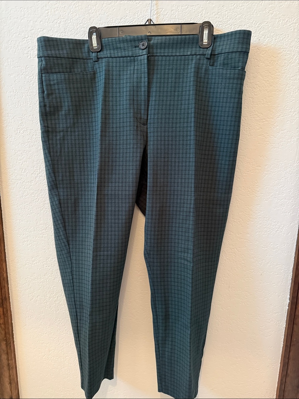 LOFT Women’s Green Checked Slim Fit Ankle Length Dress Pants